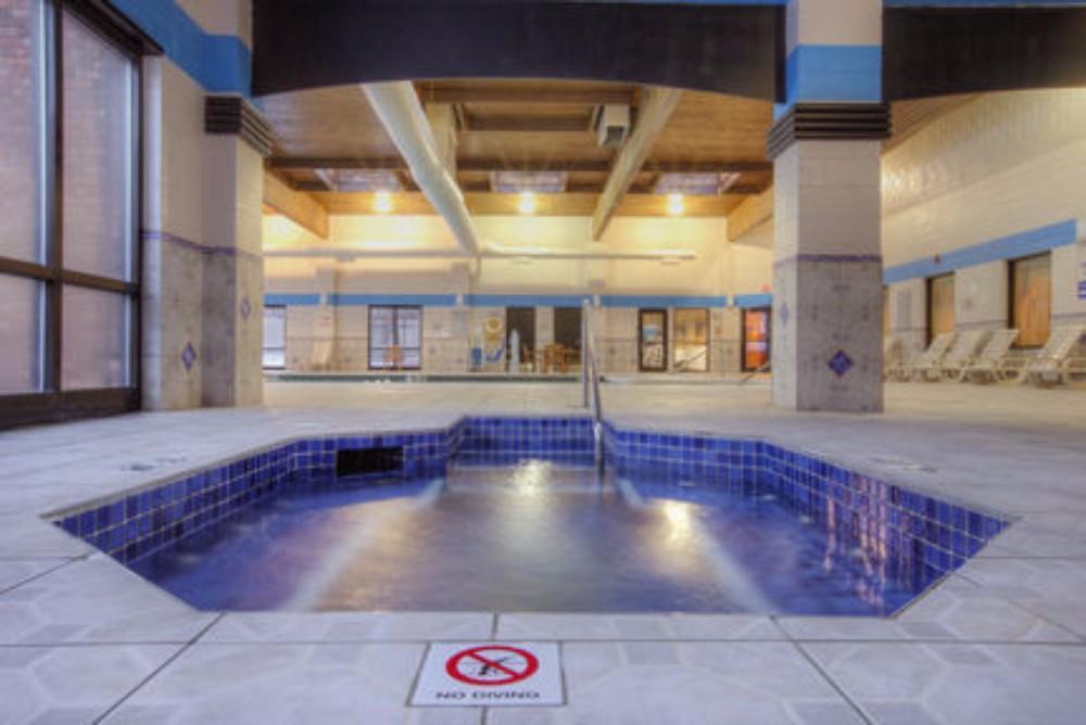 Holiday Inn Express & Suites - Southgate - Detroit Area, An Ihg Hotel Exteriör bild